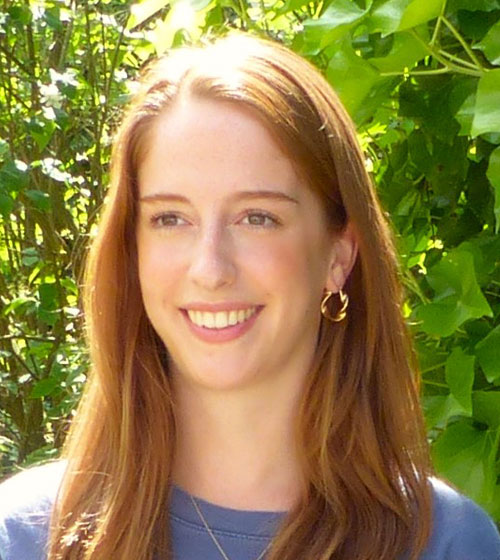 Hebamme Julia Mahler